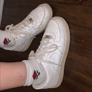 WHITE NIKE AF1s!!!